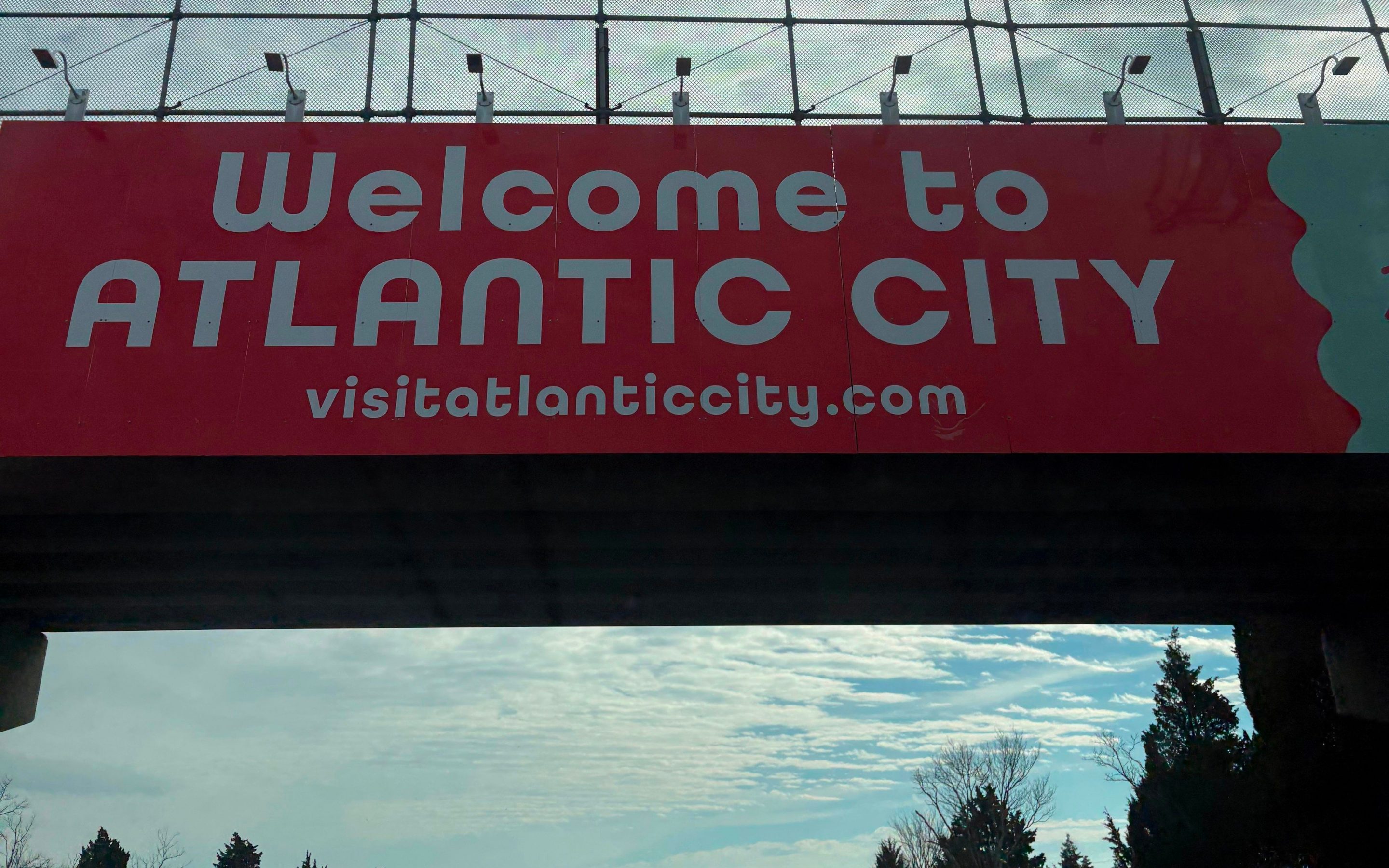 Welcome sign entering Atlantic City on the Atlantic City Expressway